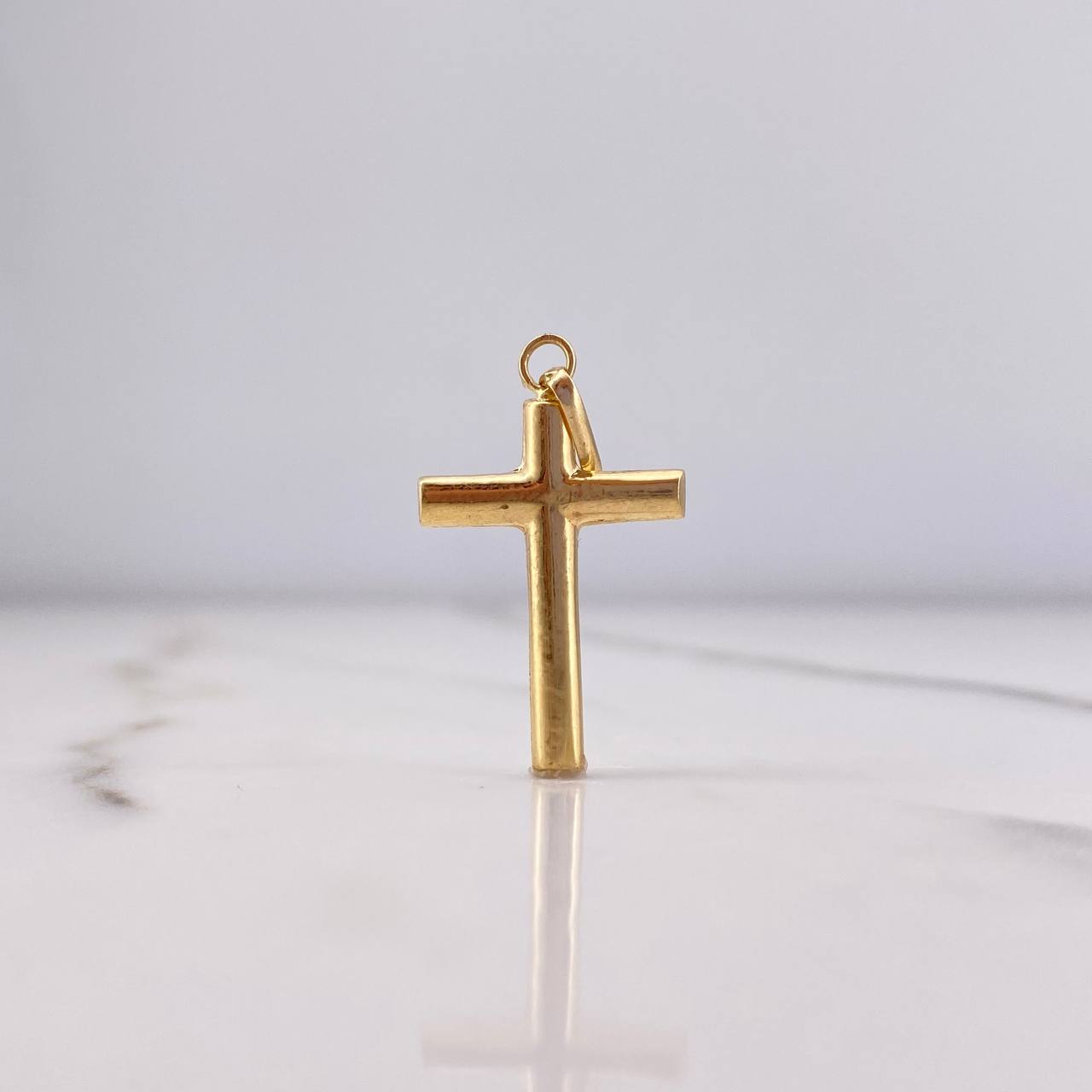 Dije Cruz 0.85gr / 2.9cm / Baston Liso Oro Amarillo &