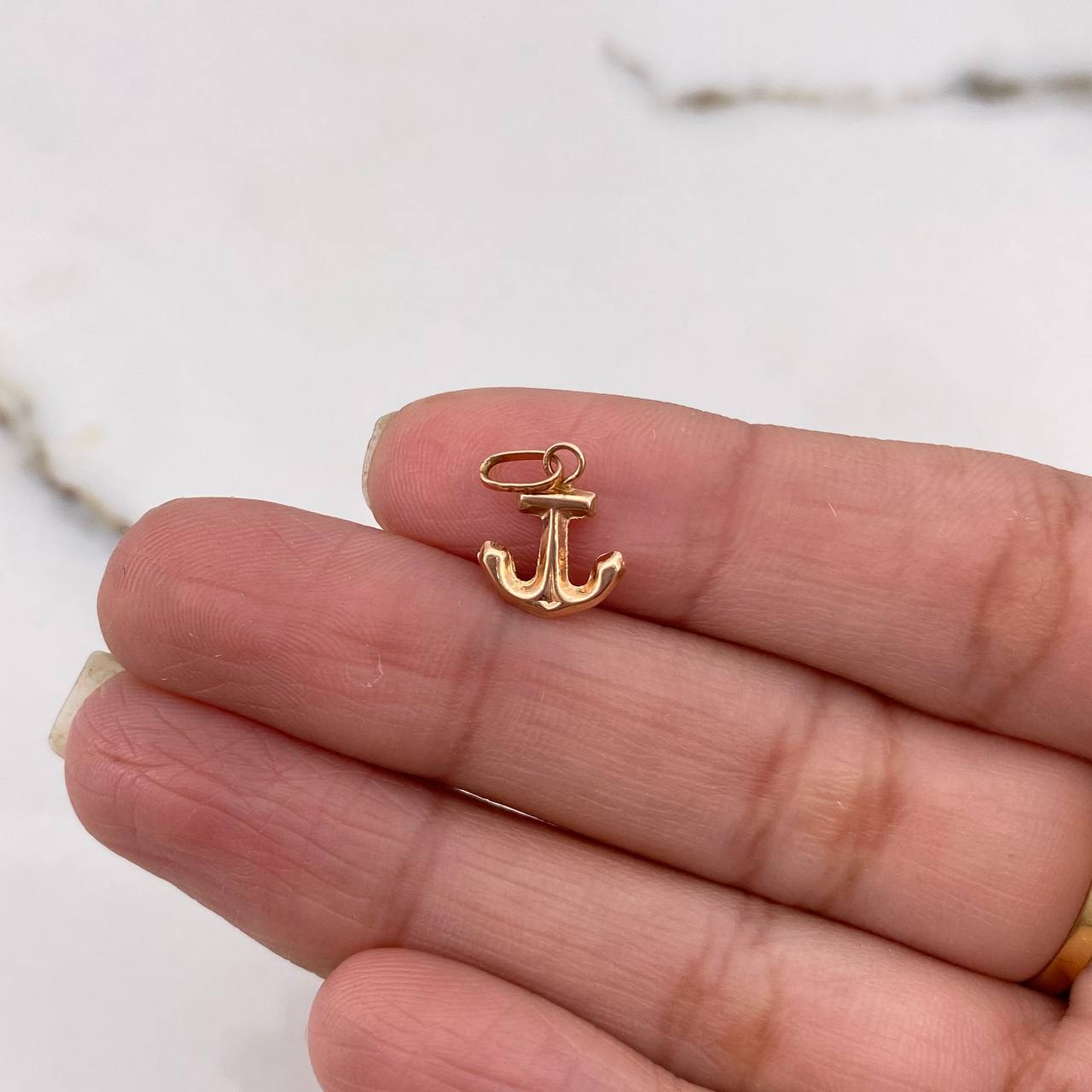 Dije Ancla 0.3gr / 1.5cm / Troquelado Oro Rosa &