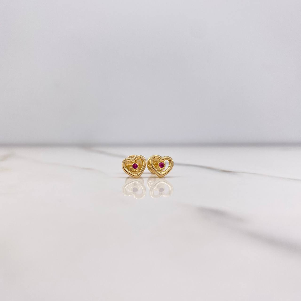 Topos Silueta Corazon 0.55gr / Circon Fucsia Oro Amarillo &