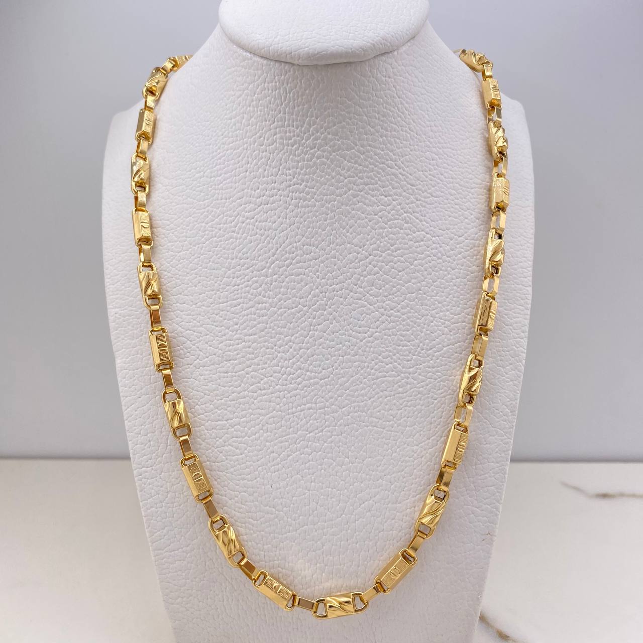 Cadena Rustica Barril 19.35gr / 60cm / 4mm Liso Oro Amarillo $