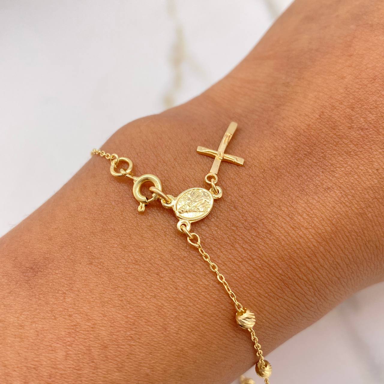 Pulso Denario Virgen Milagrosa 1.9gr / 20cm / 3mm Bolas Diamantadas Cruz Cristo Oro Amarillo $