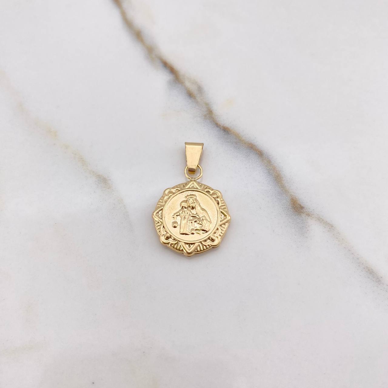 Dije Virgen del Carmen 1.55gr / 2.6cm / Troquelado Oro Amarillo &