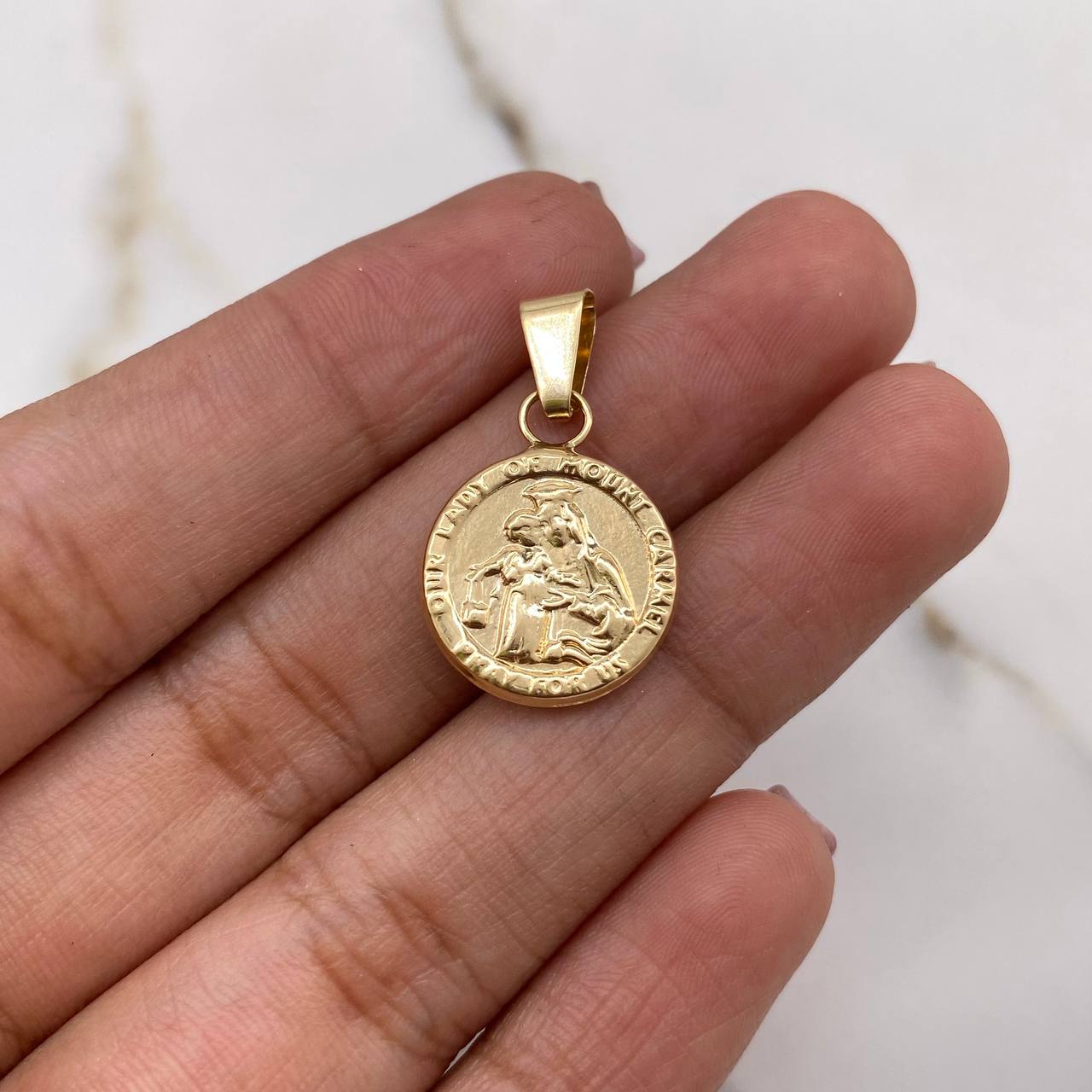 Dije Virgen del Carmen 1.2gr / 2.3cm / Troquelado Oro Amarillo &