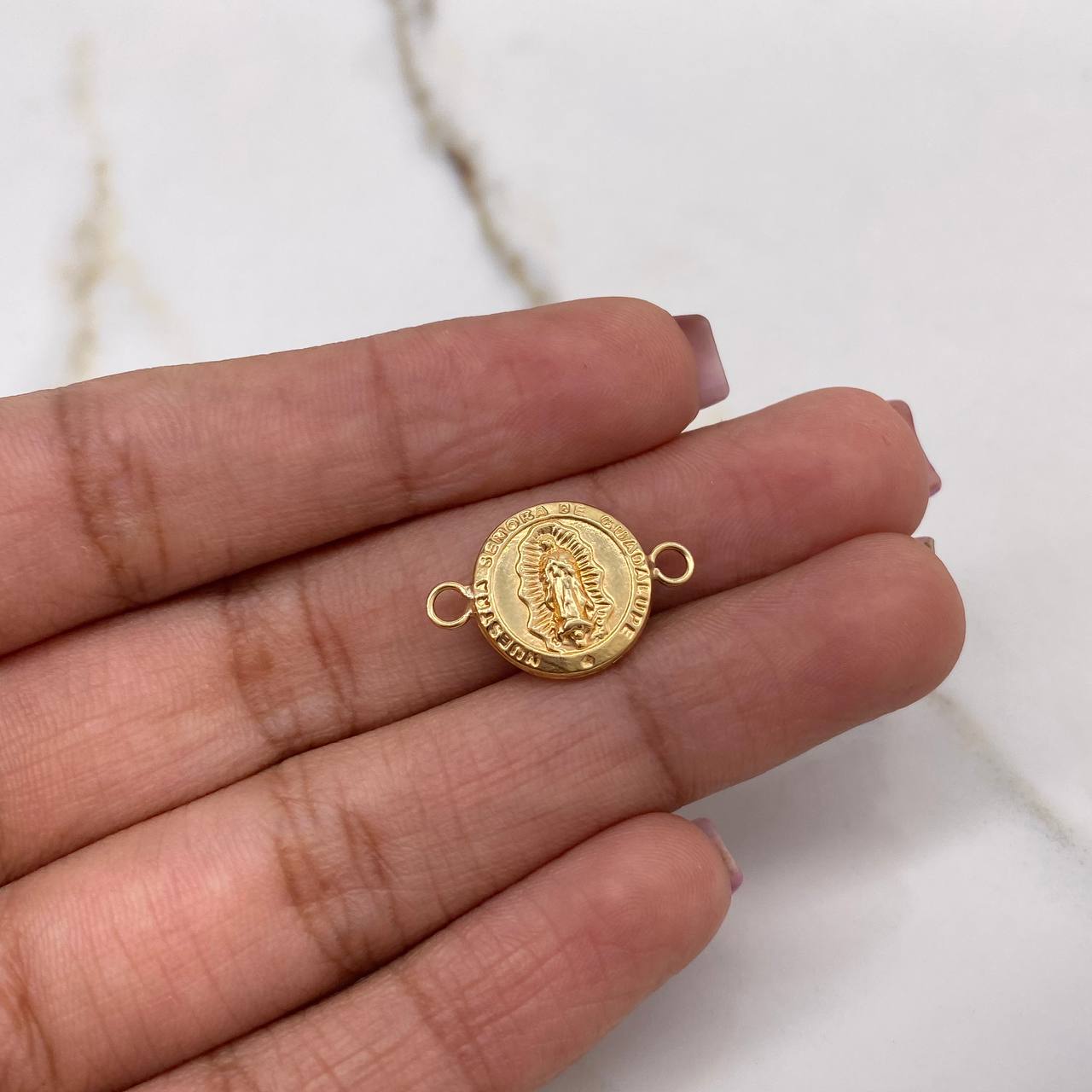 Herraje Virgen de Guadalupe 0.75gr / 1.9cm / Troquelado Oro Amarillo $