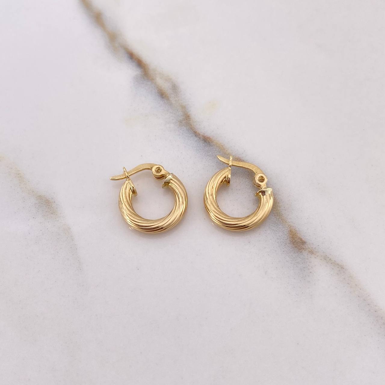 Candongas Sofi 1.1gr / 1.2cm / Espiral Oro Amarillo $