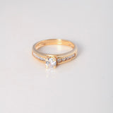 Anillo Solitario Churumbela 3.45gr / T7 1/4 / Circones Blancos Oro Amarillo &