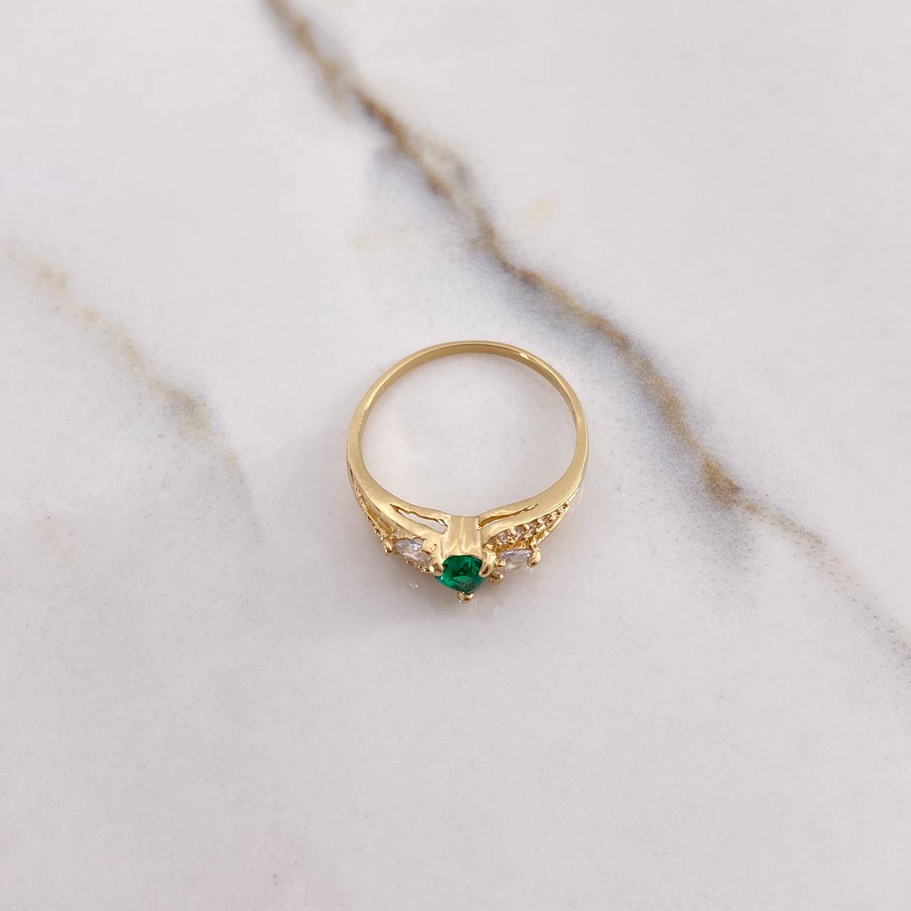 Anillo Corazon Trio 2.2gr / T6 1/2 / Circones Blancos Verde Oro Amarillo &