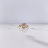 Anillo Flor De Loto 1.65gr / T6 1/2 / Circones Blancos Oro Amarillo $