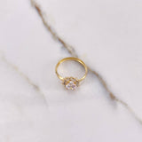 Anillo Flor De Loto 1.65gr / T6 1/2 / Circones Blancos Oro Amarillo $