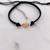 Pulsera Negra Herraje Letra Y 0.55gr / 1.5cm / 5mm Troquelado Bolas Neoprenos Negras Oro Amarillo $