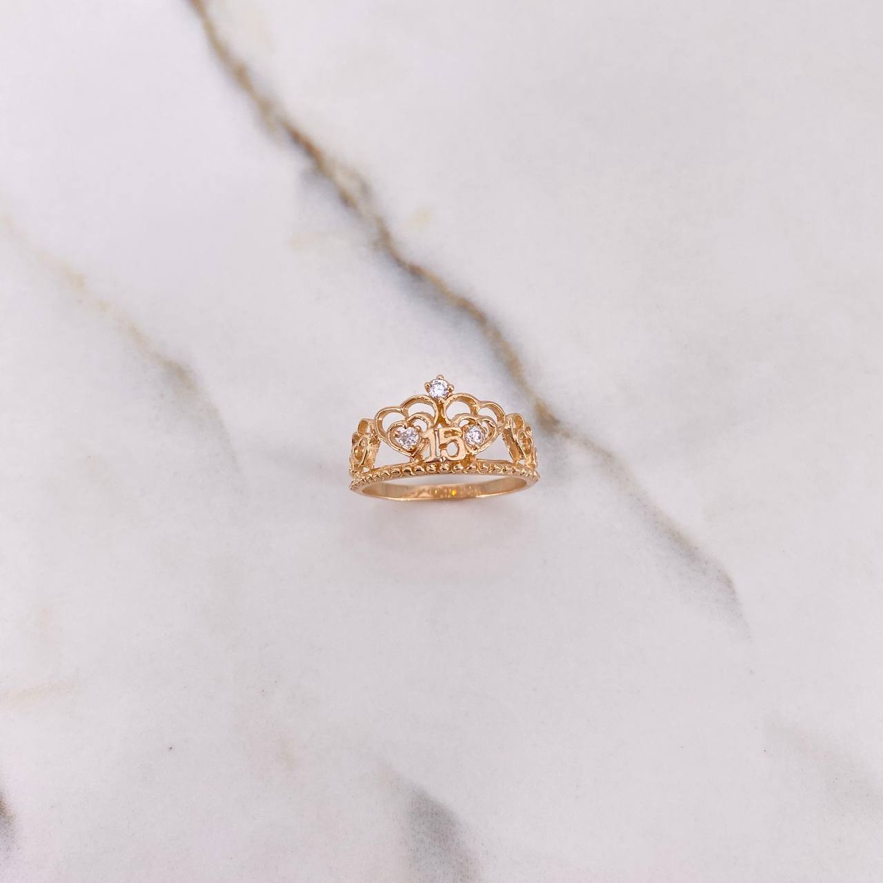 Anillo Corona Corazones 15s 3gr / T7 1/2 / Circones Blancos Oro Rosa $