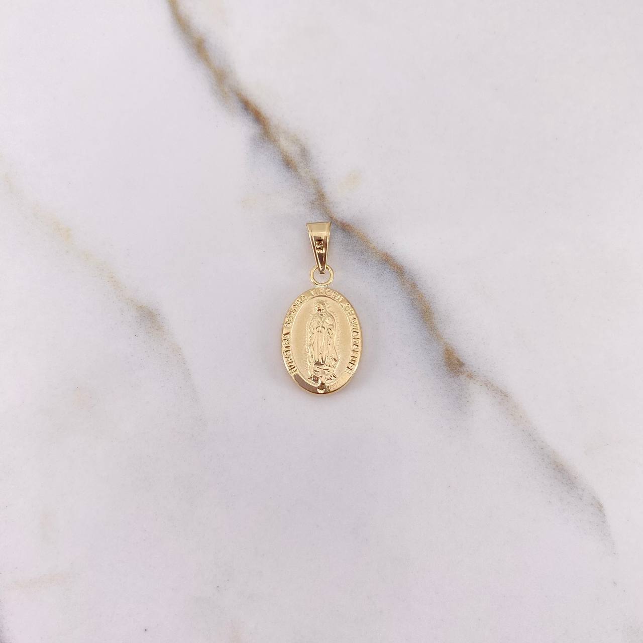 Dije Virgen Guadalupe 0.8gr / 2.3cm / Troquelado Oro Amarillo $