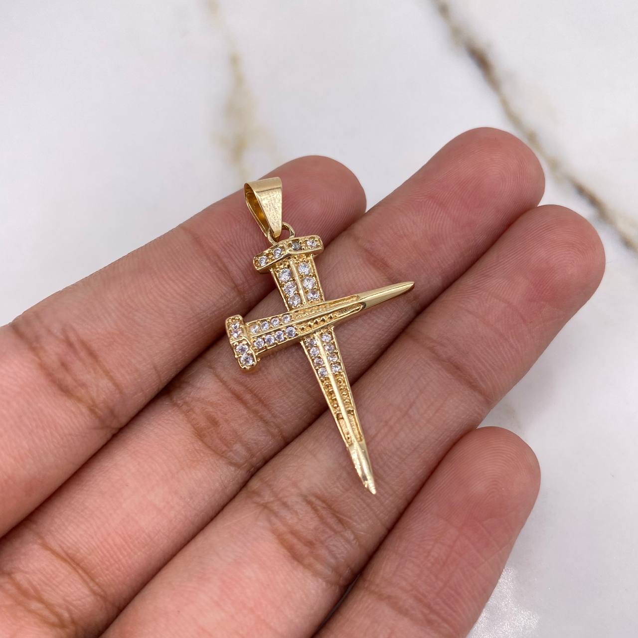 Dije Cruz Clavos 2.35gr / 3.5cm / Circones Blancos Oro Amarillo &