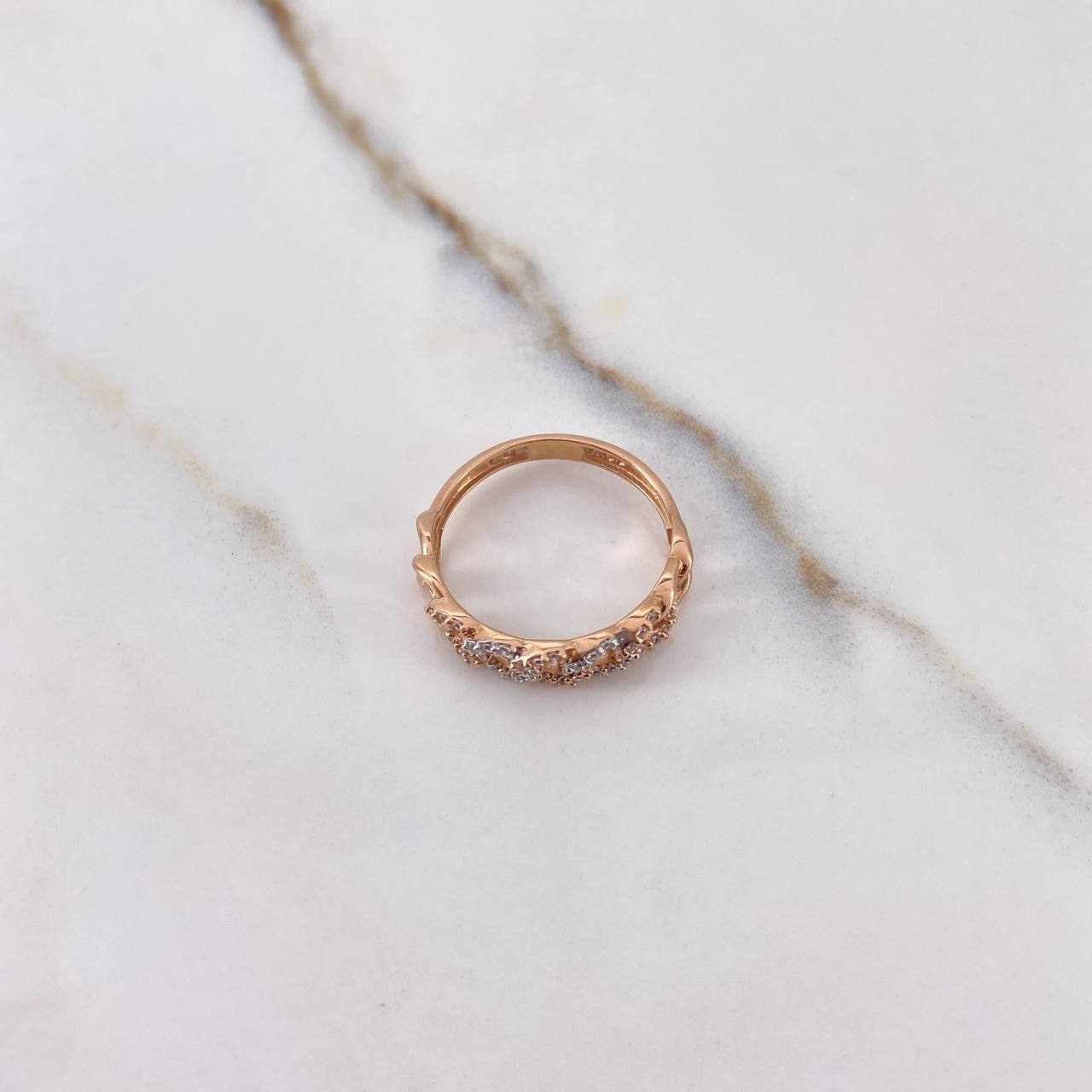 Anillo Cubano 2.25gr / T7 / Circones Blancos Oro Rosa &