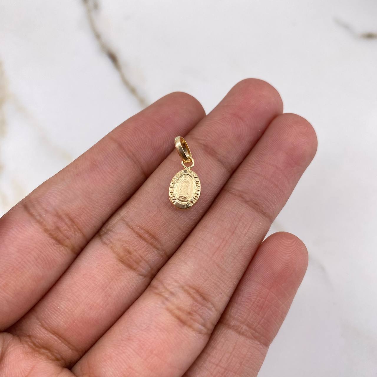 Dije Virgen Guadalupe 0.35gr / 1.3cm / Troquelado Oro Amarillo &