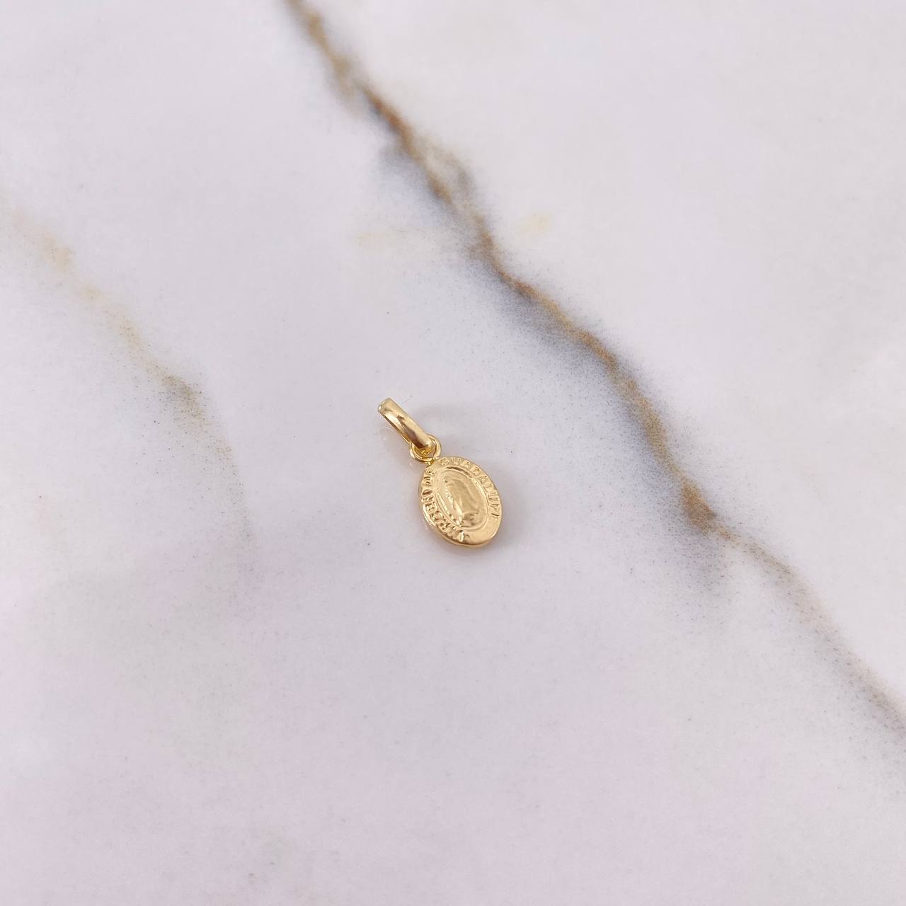 Dije Virgen Guadalupe 0.35gr / 1.3cm / Troquelado Oro Amarillo &