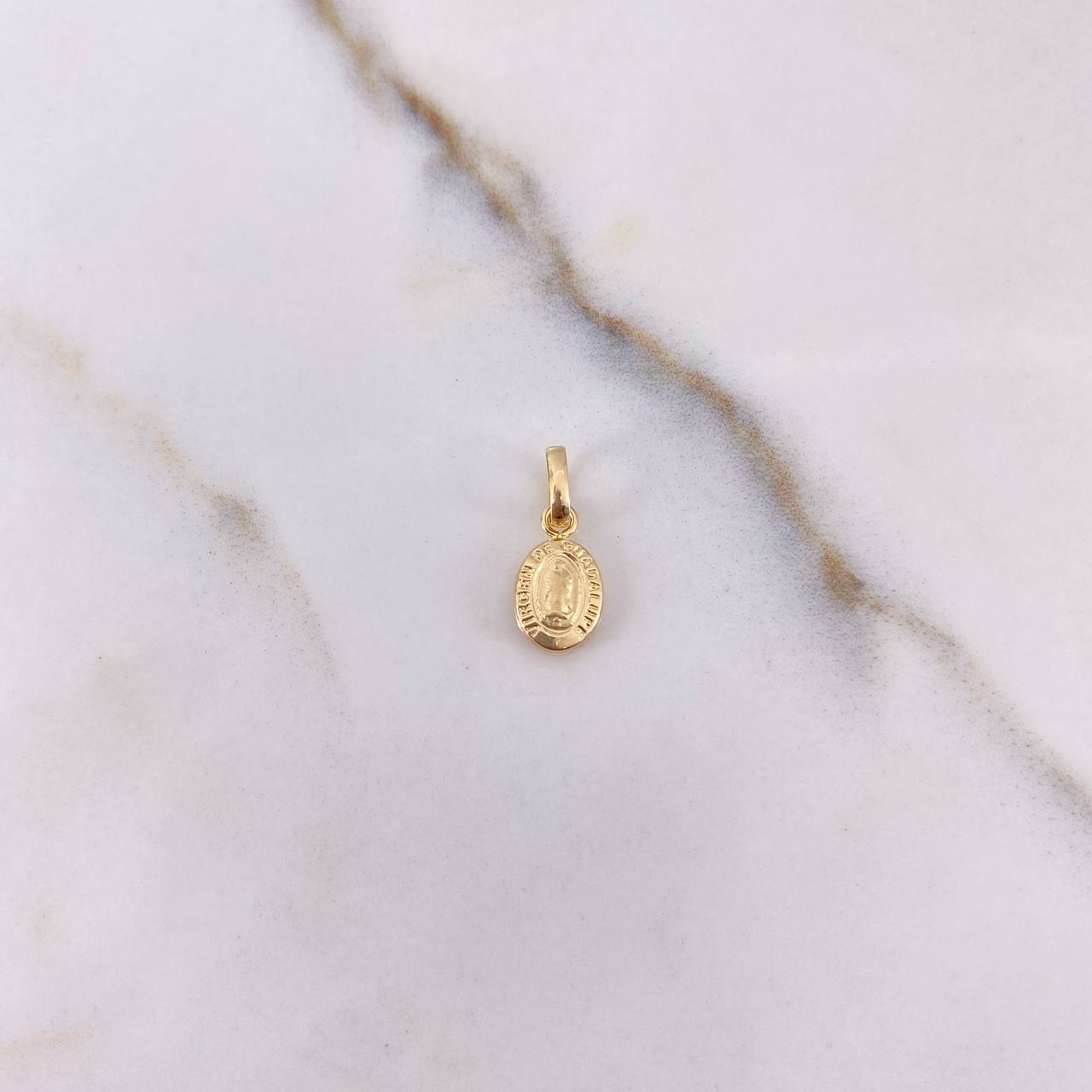 Dije Virgen Guadalupe 0.35gr / 1.3cm / Troquelado Oro Amarillo &