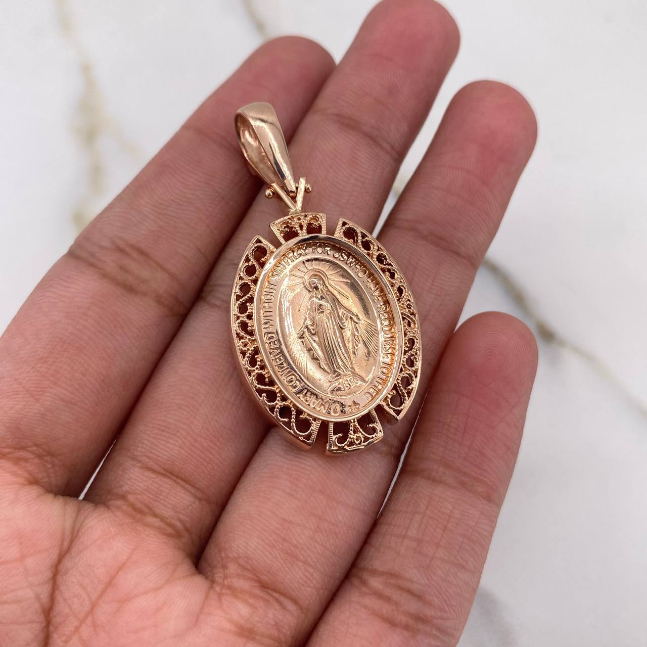 Dije Virgen Milagrosa 8.35gr / 4cm / Oro Rosa &
