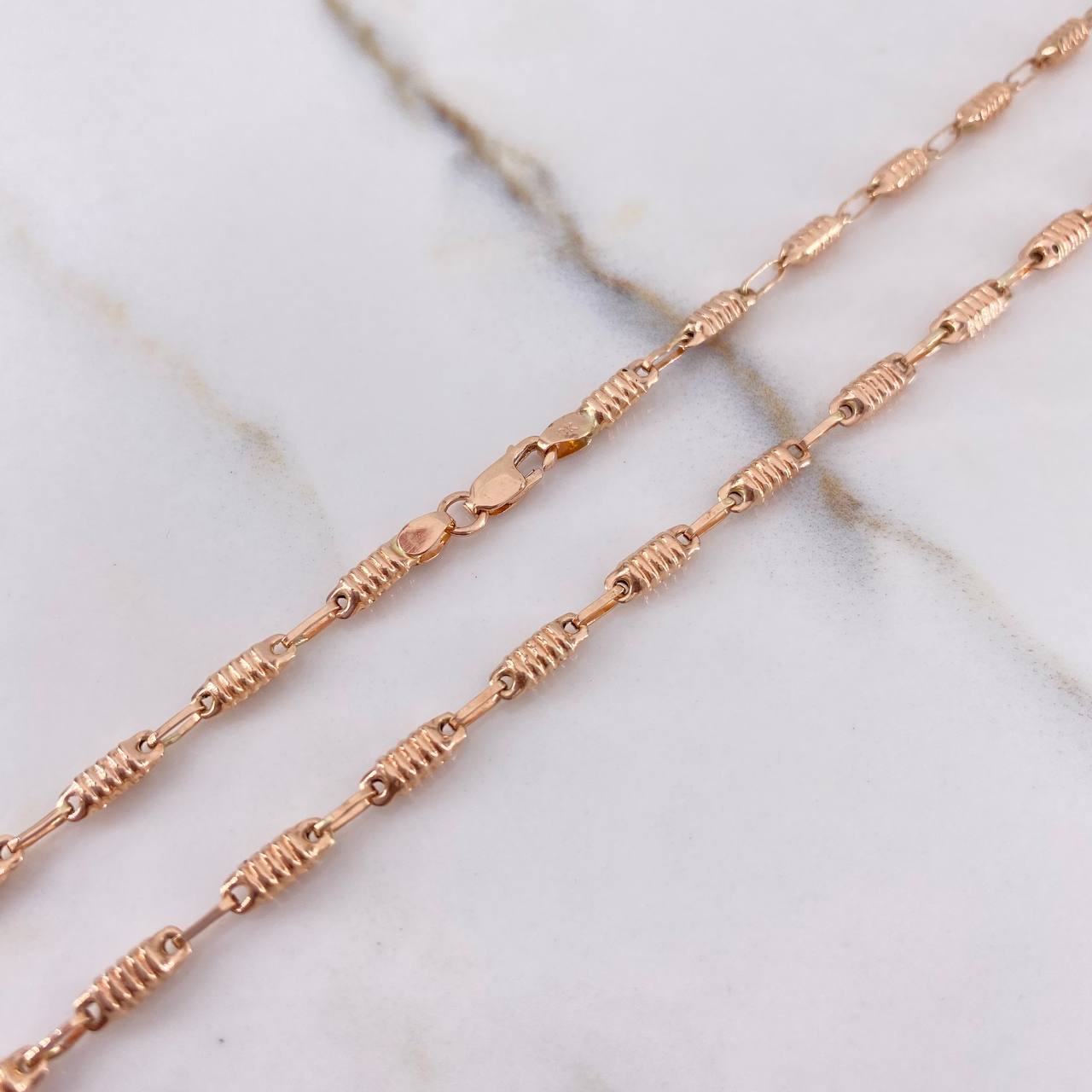 Cadena Barril Rayado 7.05gr / 60cm / Oro Rosa $