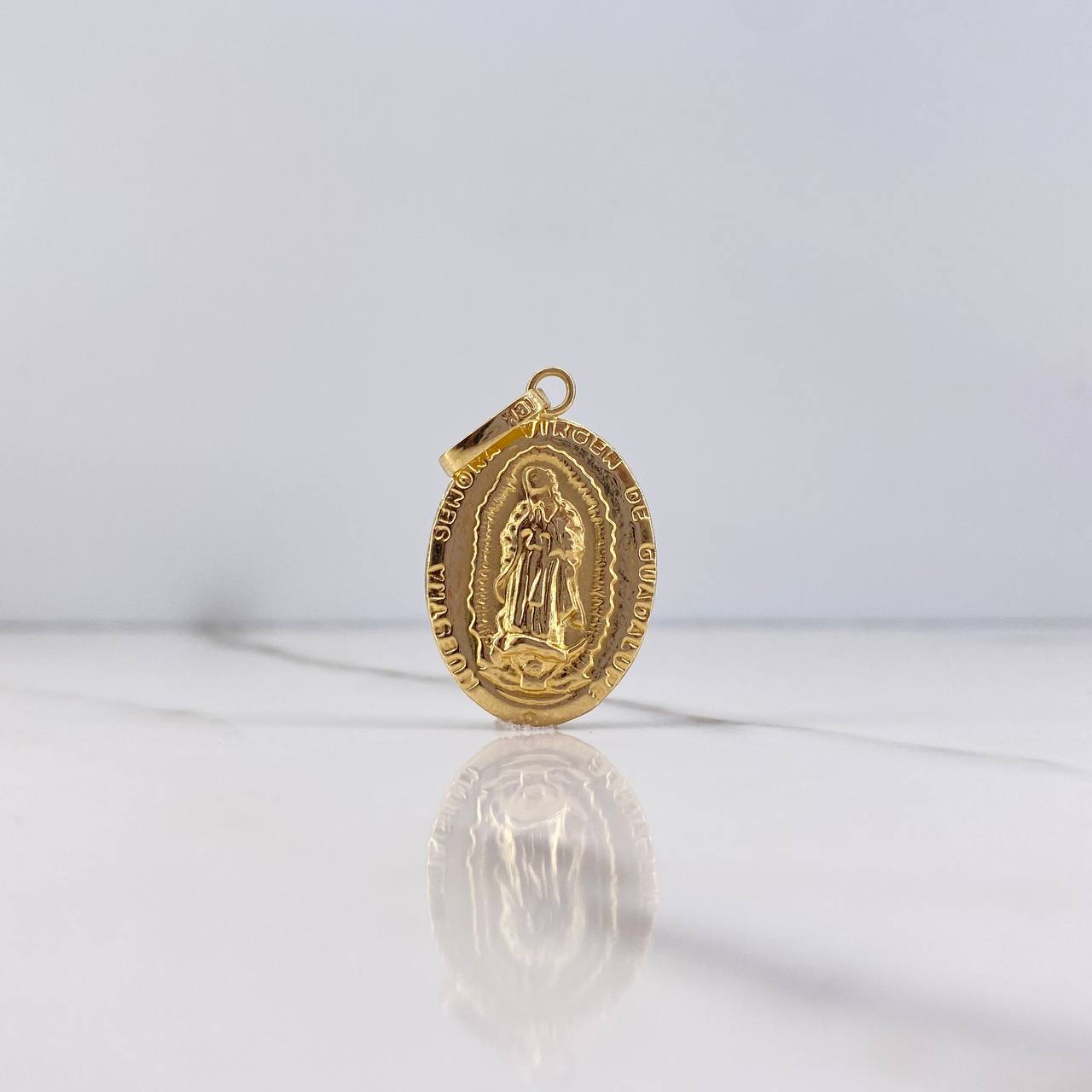 Dije Virgen Guadalupe 2.2gr / 3.3cm / Troquelado Oro Amarillo &