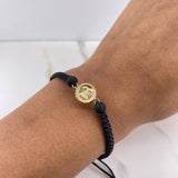 Pulsera Negra Herraje Letra I 0.55gr / 1.5cm / 5mm Troquelado Bolas Neoprenos Negras Oro Amarillo &