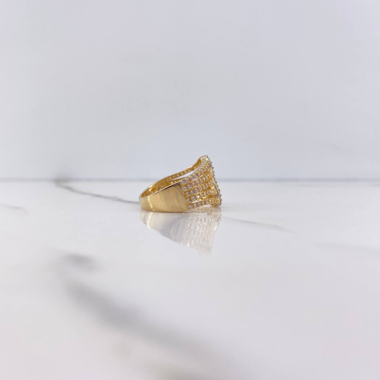 Anillo Infinito 4.1gr / T6 / Circones Blancos Dos Oros Amarillo Blanco $