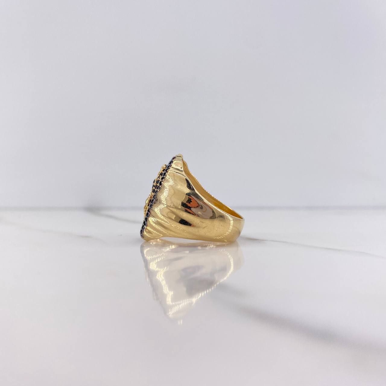 Anillo Virgen Guadalupe 10.85gr / T8 1/2 / Circones Negros Blancos Oro Amarillo $