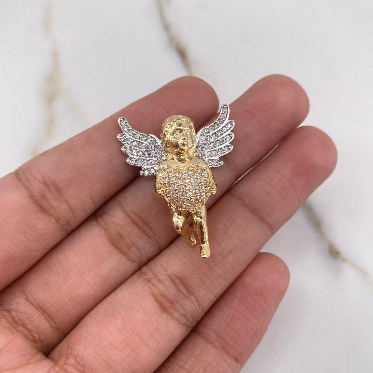 Dije Angel Corazon 7.05gr / 2.5cm / Circones Blancos Dos Oros Amarillo Blanco $