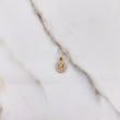 Dije Virgen María 0.7gr / 1.7cm / Circones Blancos Oro Amarillo $