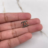 Dije CC 0.8gr / 1cm / Circones Negros Oro Amarillo $