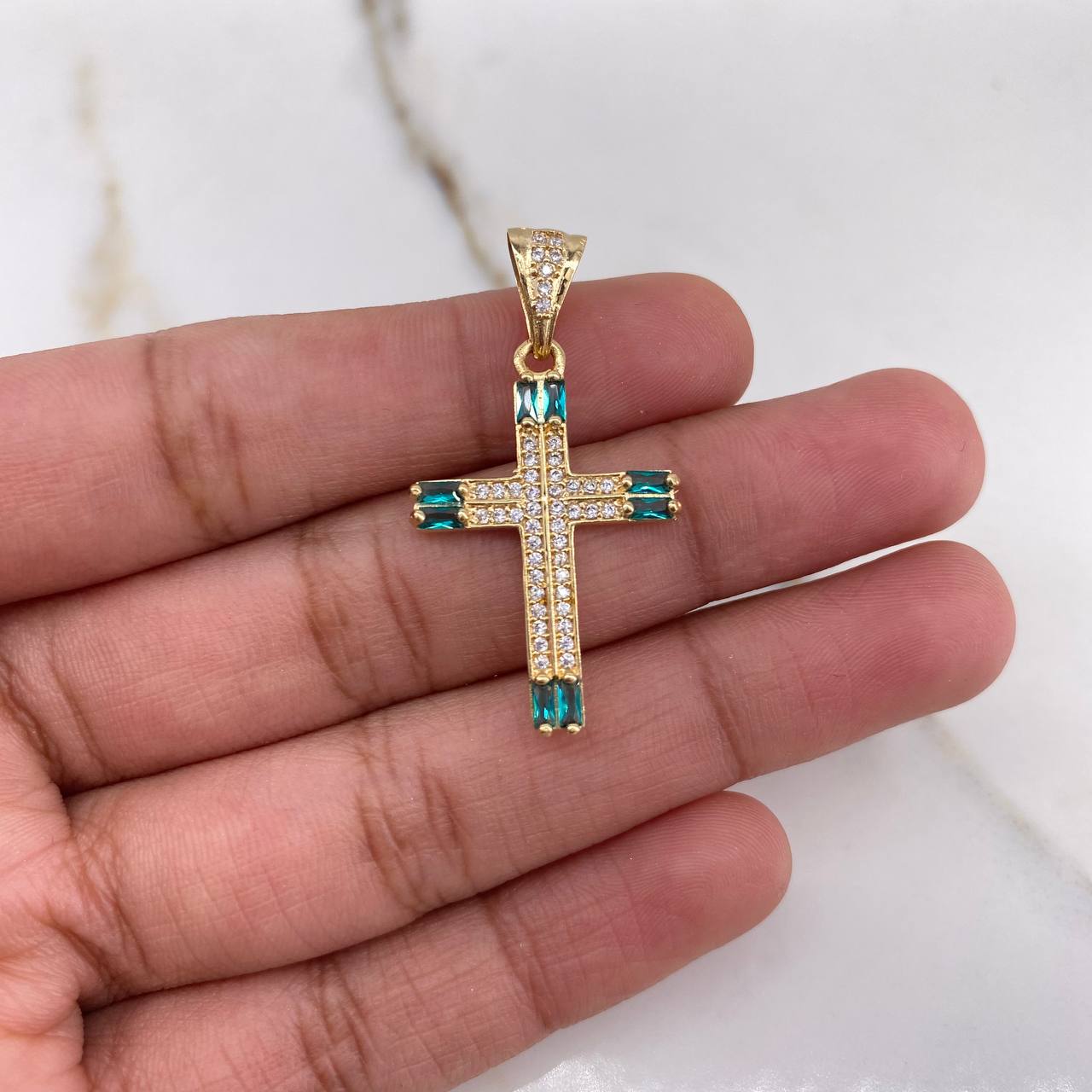 Dije Cruz 2.7gr / 3.5cm / Circones Verdes Blancos Oro Amarillo $