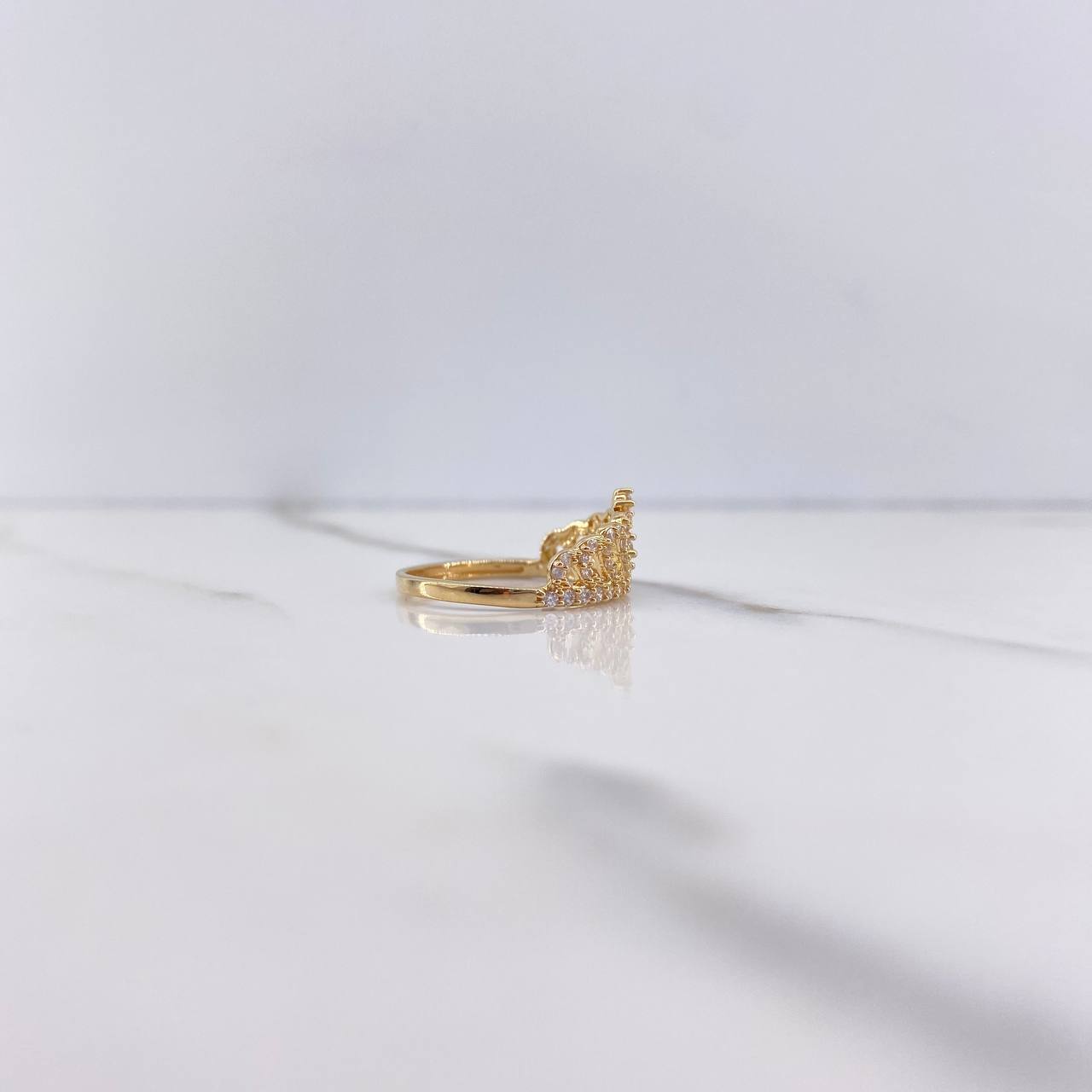 Anillo Corona Corazon 15s 2.4gr / T6 1/2 / Circones Blancos Oro Amarillo $