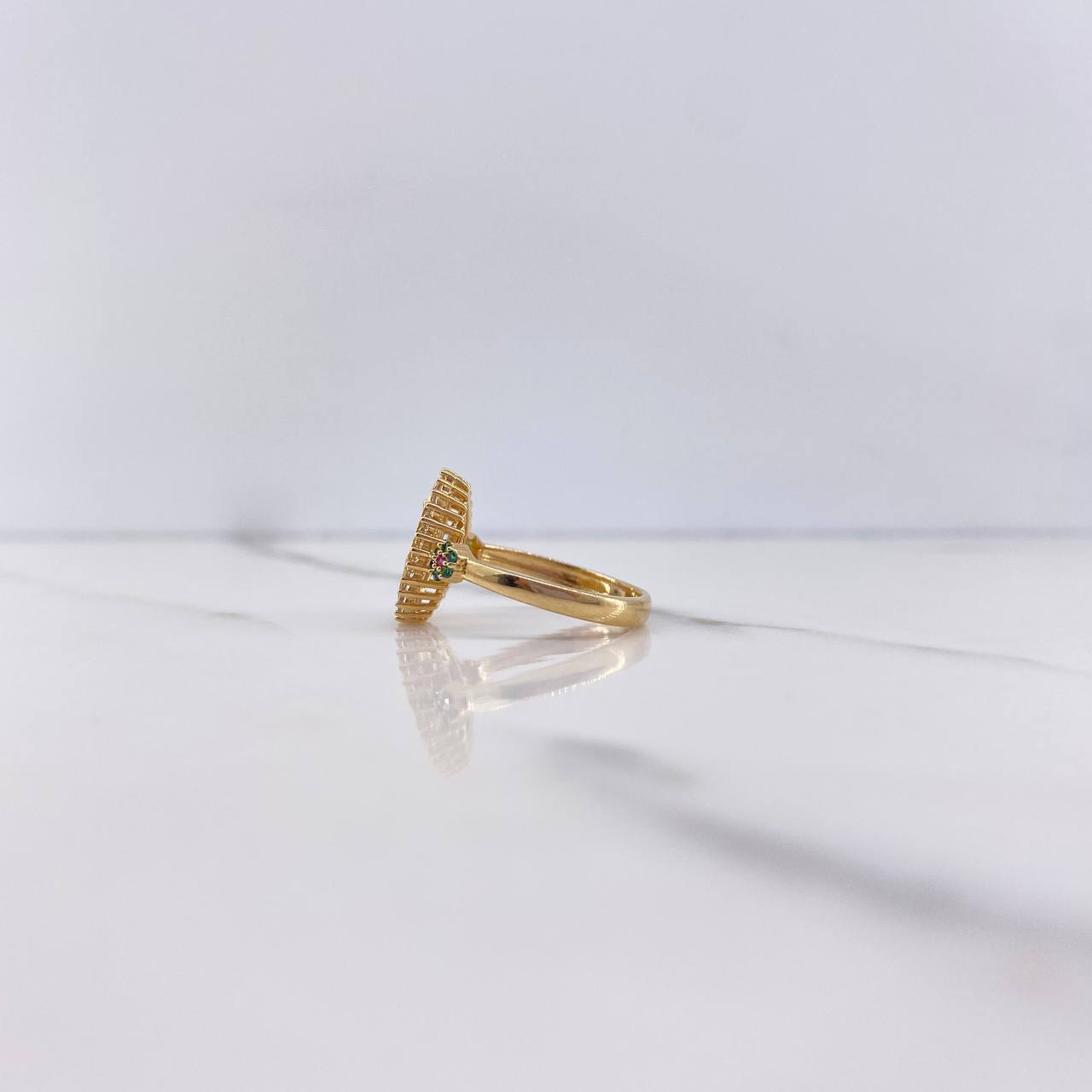 Anillo Virgen Milagrosa 3.5gr / T6 1/2 / Circones Fucsias Verdes Blancos Oro Amarillo $