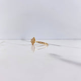 Anillo Flor De Loto 2.3gr / T7 / Circones Blancos Oro Amarillo $