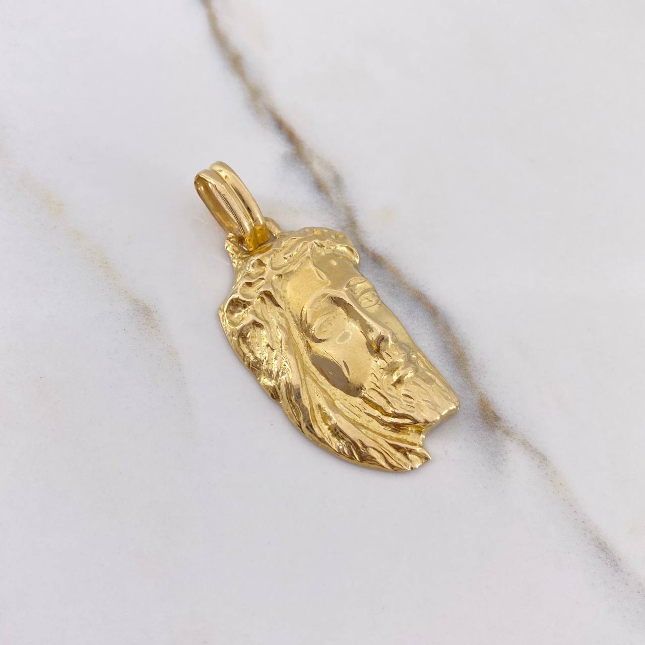 Dije Rostro de Cristo 5.65gr / 4.5cm / Oro Amarillo $