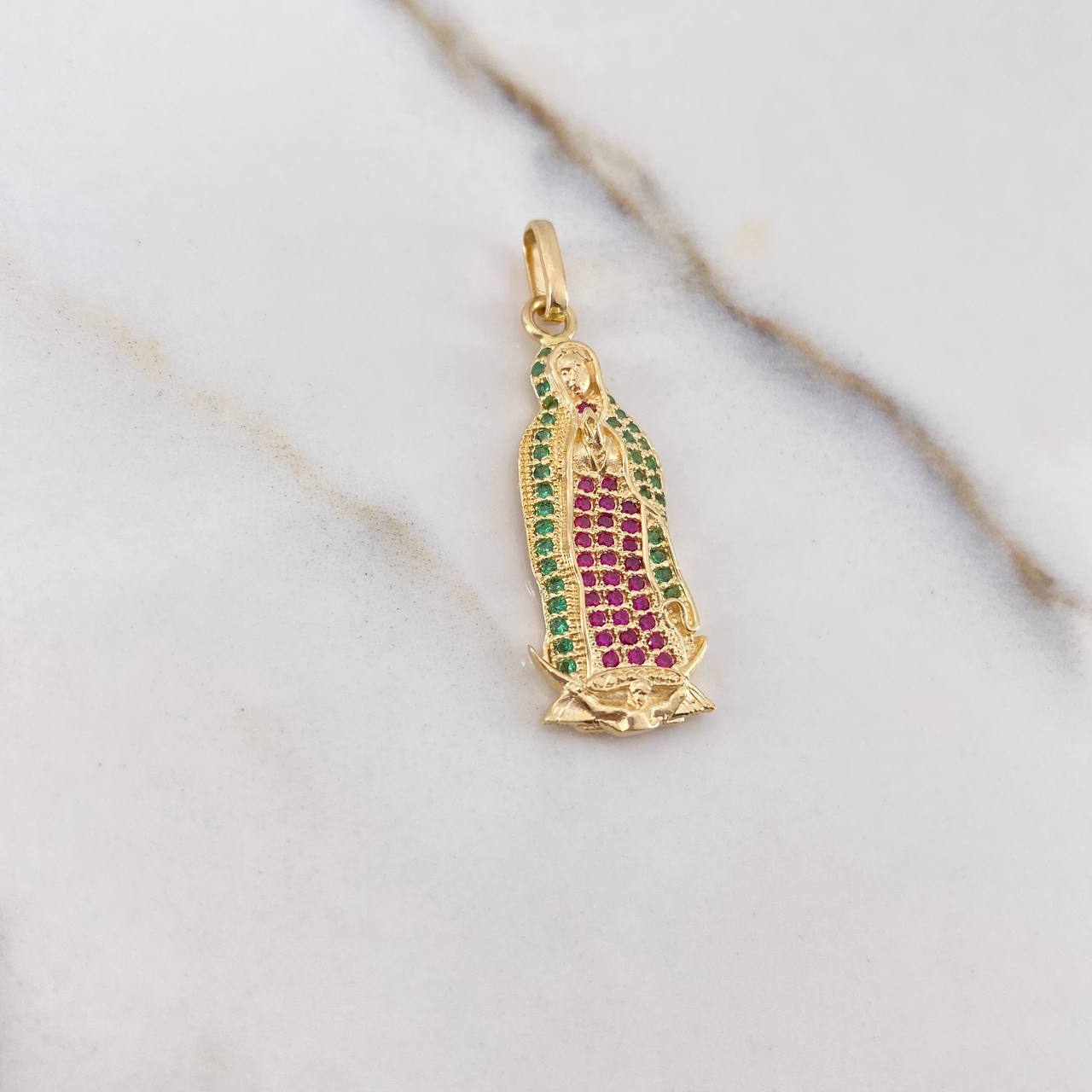 Dije Virgen de Guadalupe 3gr / 3.5cm / Circones Fucsia Verdes Oro Amarillo $