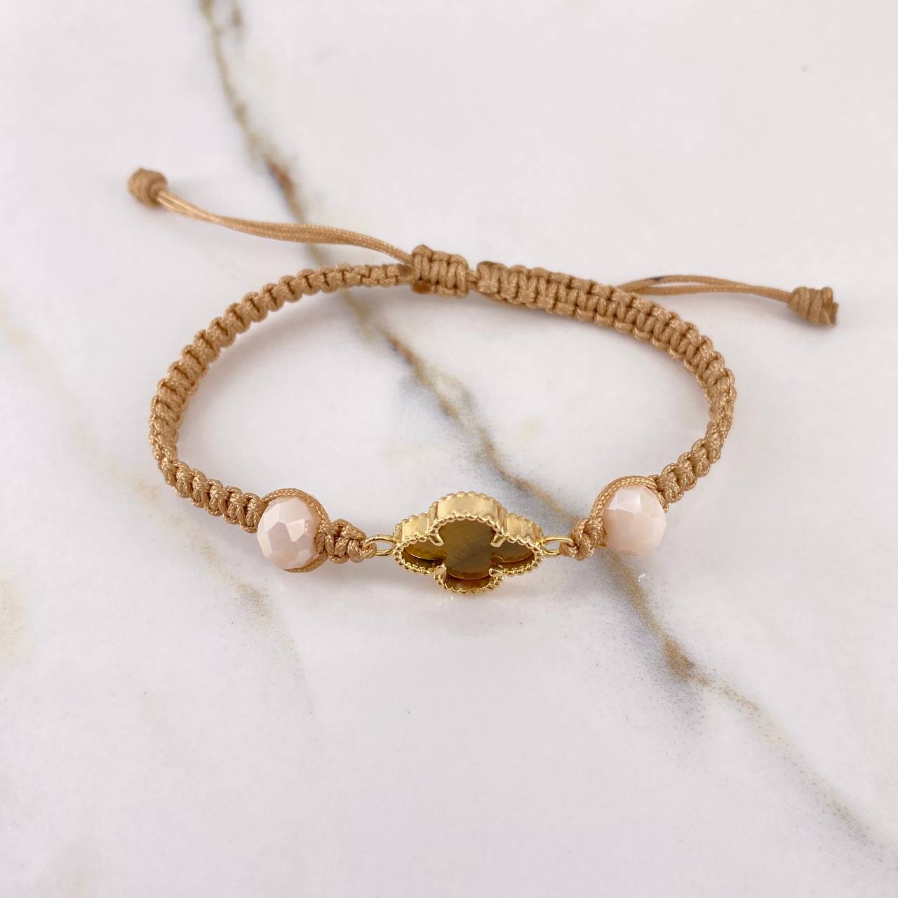 Pulsera Beige Trebol 3gr / Ojo De Tigre Oro Amarillo Nac.Esp. $