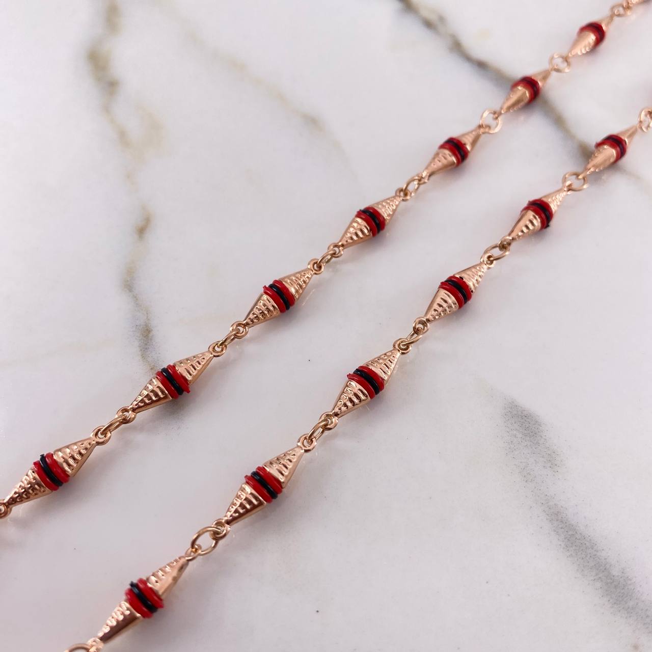 Cadena Dubai 10.4gr / 60cm / 4mm Cauchos Rojos Negros Oro Rosa $