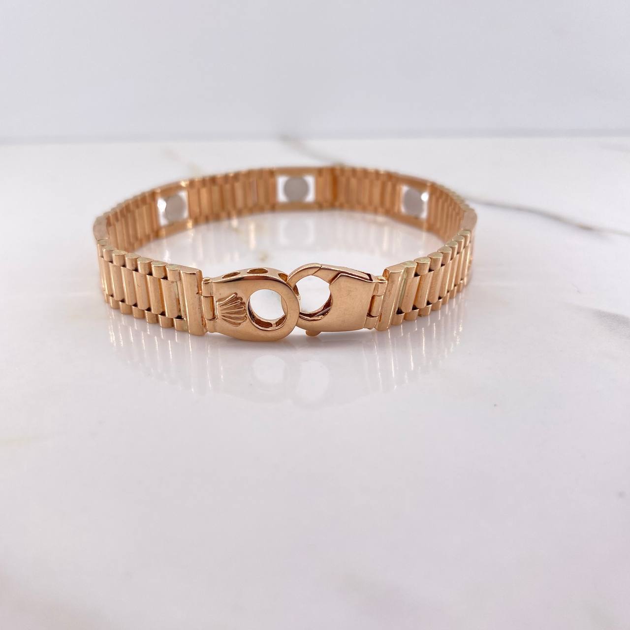 Pulso Correa Reloj 33.05gr / 21cm / Tornillo Dos Oros Blanco Rosa $