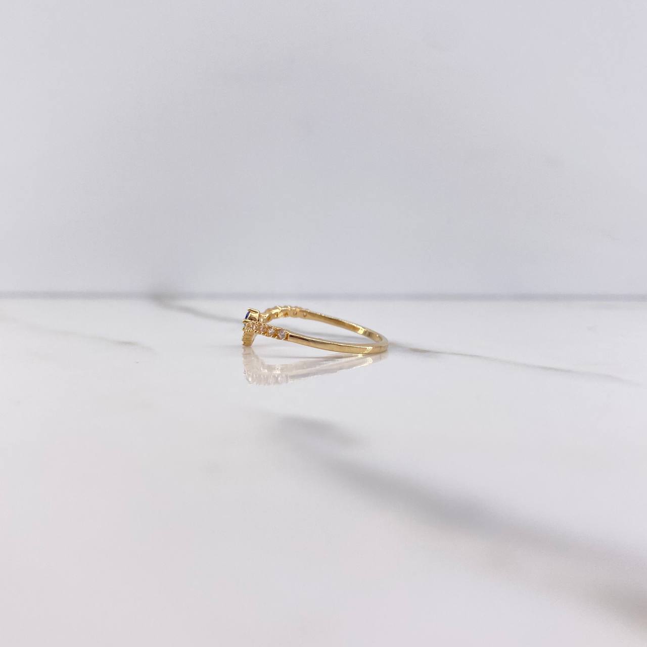Anillo Tiara En V 1.3gr / T7 1/4 / Circones Azul Blancos Oro Amarillo &