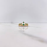 Anillo Corona Corazon 2.3gr / T8 1/2 / Circones Verdes Blancos Dos Oros Amarillo Blanco $