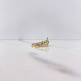 Anillo Corona Corazon 2.3gr / T8 1/2 / Circones Verdes Blancos Dos Oros Amarillo Blanco $