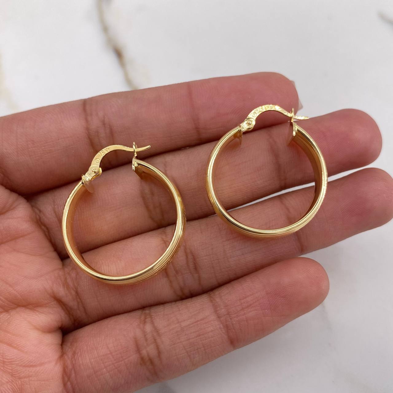 Candongas Winter 3.65gr / 2.8cm / Rayadas Oro Amarillo $