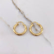 Candongas Kris 2.6gr / 2.3cm / Rayadas Oro Amarillo $