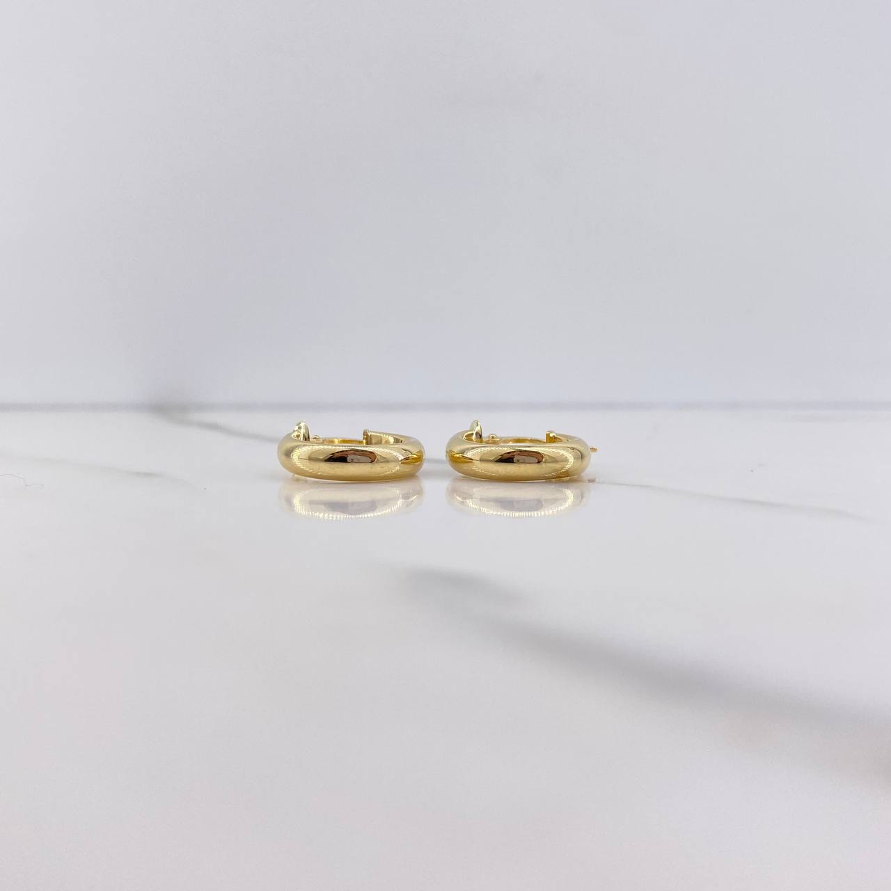Candongas Nati 1.95gr / 1.7cm / Lisas Oro Amarillo $
