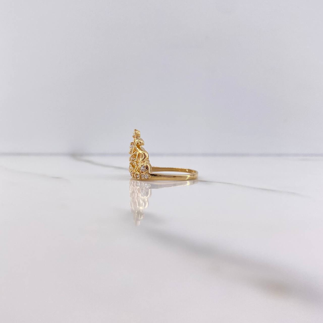 Anillo Corona Corazon 3.35gr / T6 3/4 / Circones Blancos Oro Amarillo $
