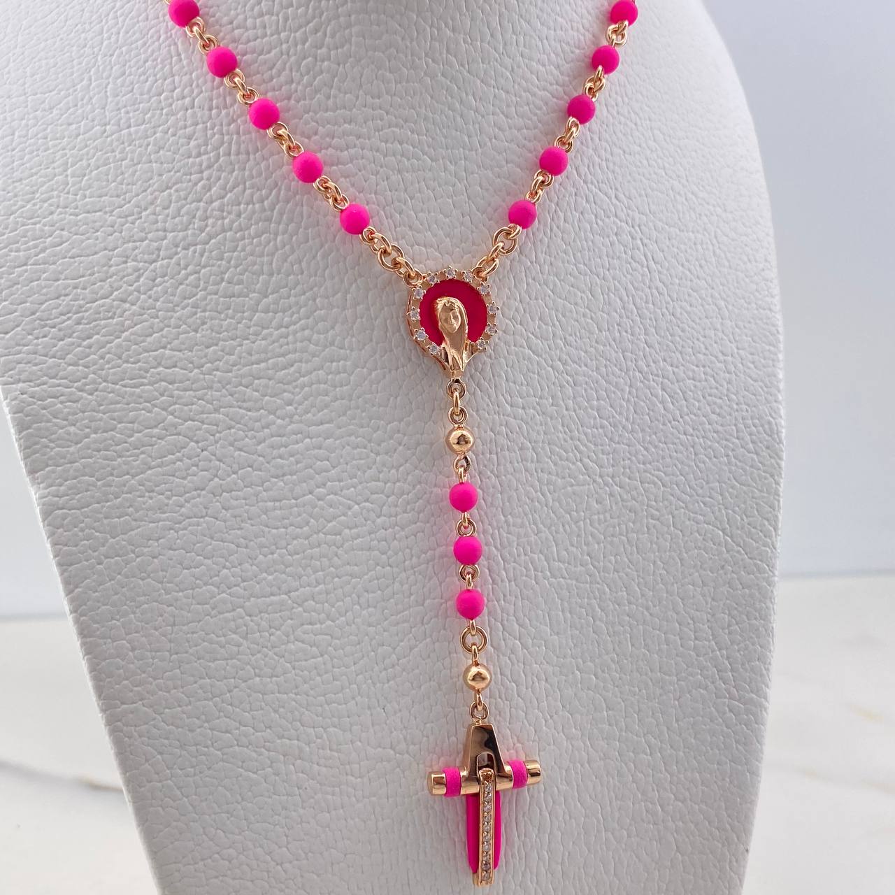 Rosario Virgen Maria 15gr / 50cm / 3mm Nepreno Rosado Circones Blancos Oro Rosa $