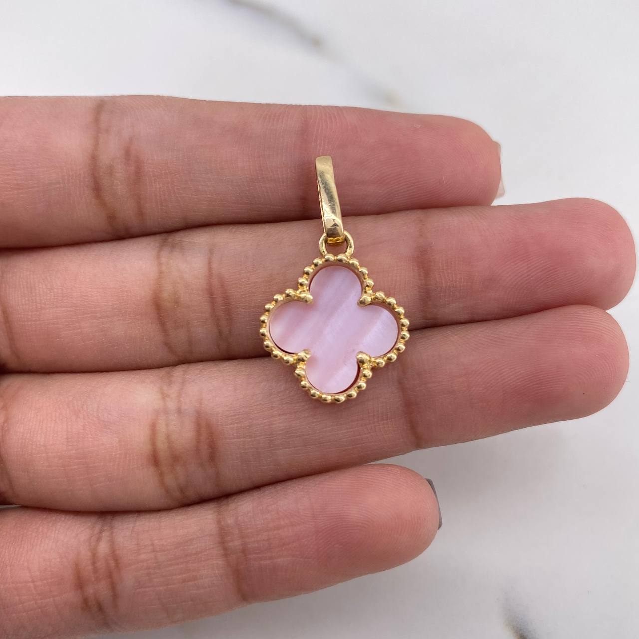 Dije Trebol 2.7gr / 2.5cm / Nacar Rosa Oro Amarillo Nac.Esp. $
