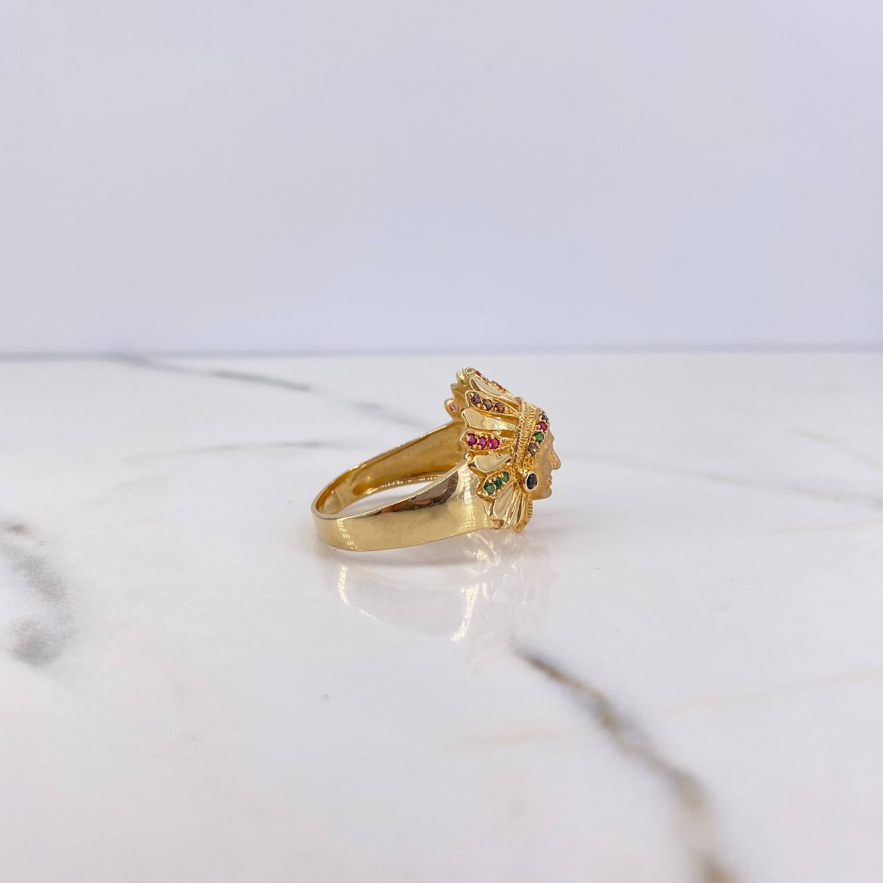 Anillo Indio 7.8gr / T10 1/2 / Circones Verdes Fucsias Cafes Naranjas Negros Oro Amarillo $