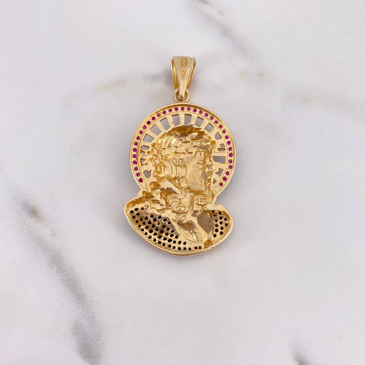 Dije Rostro Cristo 13.3gr / 4.9cm / Circones Fucsias Negros Oro Amarillo $